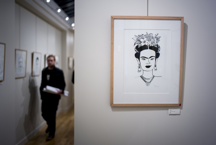 Photos de l'exposition de Pénélope Bagieu, ses originaux exposés à Paris, reprenant les personnages de "Culottées". 